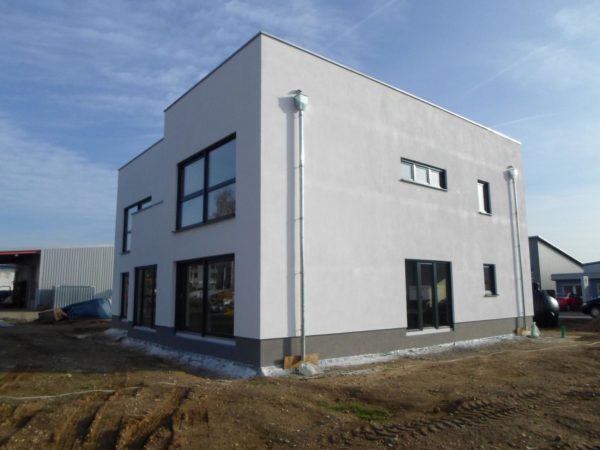 Dvougenerační bungalov