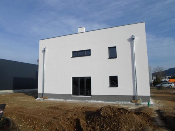 Dvougenerační bungalov