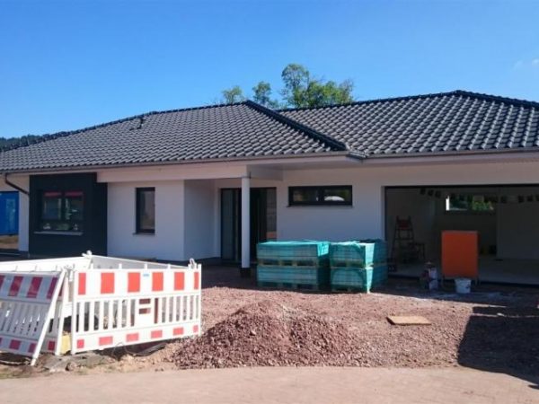 Zděný bungalov 4+kk